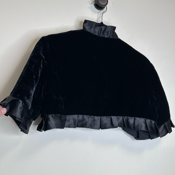 J Peterman Black Velvet Bolero Jacket - Picture 6 of 6